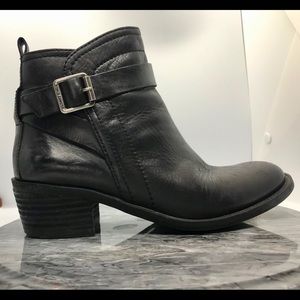 Vince Camuto Black Leather Booties Size 6.5 M